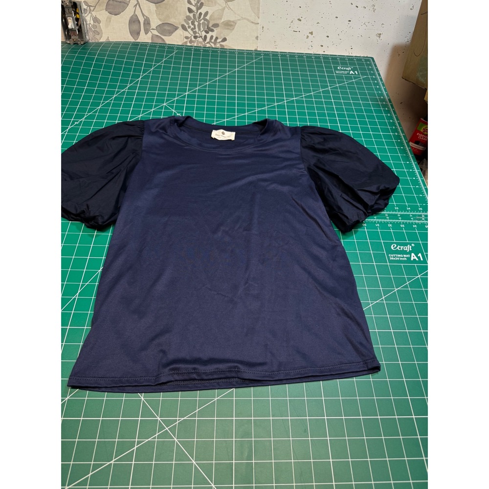 Betsey's Boutique Shop Navy Blue Puff Sleeve Mixed Media Knit Top Womens Small